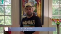 "La moda rompe el silencio", del diseñador cubano Alberto Leal "La moda rompe el silencio", del diseñador cubano Alberto Leal