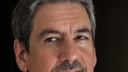 Declaraciones del profesor Sebastián Arcos Cazabón en la revista Martí Noticias AM. Declaraciones del profesor Sebastián Arcos Cazabón en la revista Martí Noticias AM.