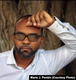 Joel Pérez, un cubano de 42 años, teme ser deportado a Cuba.