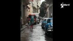 Se derrumba el techo del mercadito Cuba 510 por las intensas lluvias en La Habana Se derrumba el techo del mercadito Cuba 510 por las intensas lluvias en La Habana
