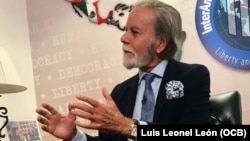 "La potencia ocupante de Venezuela es Cuba”, advierte Diego Arria.