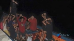 Balseros venezolanos escapan hacia las islas del Caribe Balseros venezolanos escapan hacia las islas del Caribe