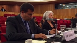 Rodiles se reúne con Roberta Jacobson Rodiles se reúne con Roberta Jacobson