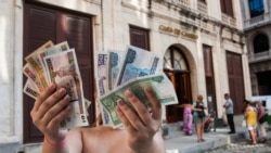 El dólar se pierde y se hace más caro El dólar se pierde y se hace más caro