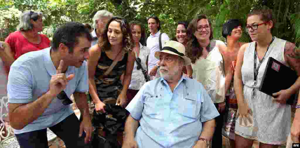 El realizador estadounidense Francis Ford Coppola es visto hoy, martes 14 de julio del 2015, durante una charla con los estudiantes de la Escuela Internacional de Cine de La Habana en La Habana (Cuba).