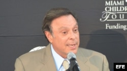 El magnate cubanoamericano Mike Fernández.