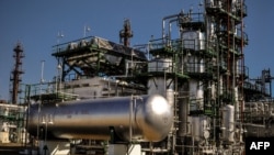 Una refinería en Cuba.