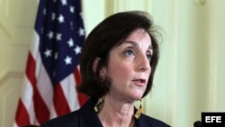 La secretaria de Estado de EE.UU adjunta para Latinoamérica, Roberta Jacobson, ofrece una rueda de prensa hoy, viernes 23 de enero de 2015, en La Habana (Cuba).
