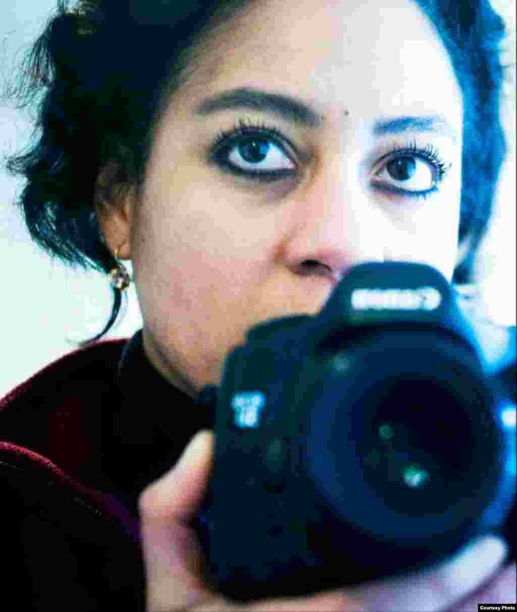 Damaris Betancourt Peña: "Aprendía la fotografía y tenía unos deseos y una voluntad inquebrantables". Cortesía de la autora.