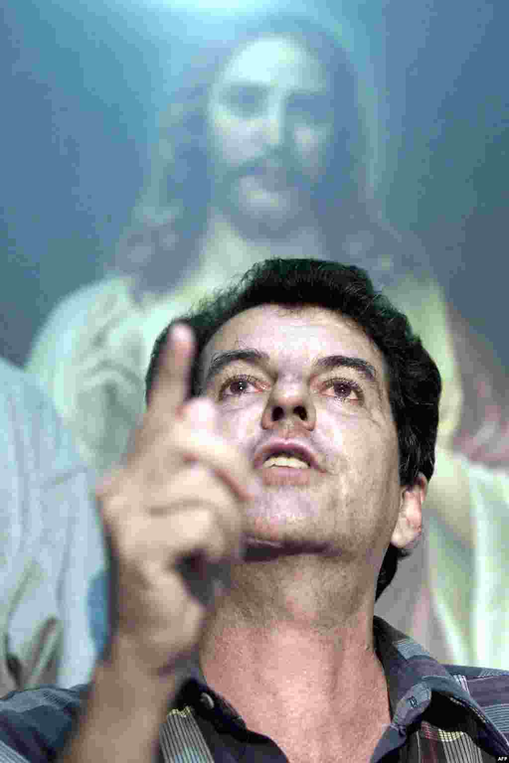 El disidente cubano Oswaldo Payá, fotografiado el 14 de mayo de 2002, en La Habana.